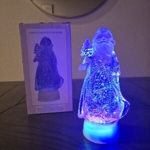 NEW Cracker Barrel Santa Globe Continuous Glitter Motion